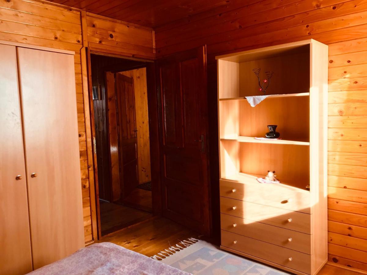 Lellei Pihenohaz Balatonlelle Villa Exterior foto